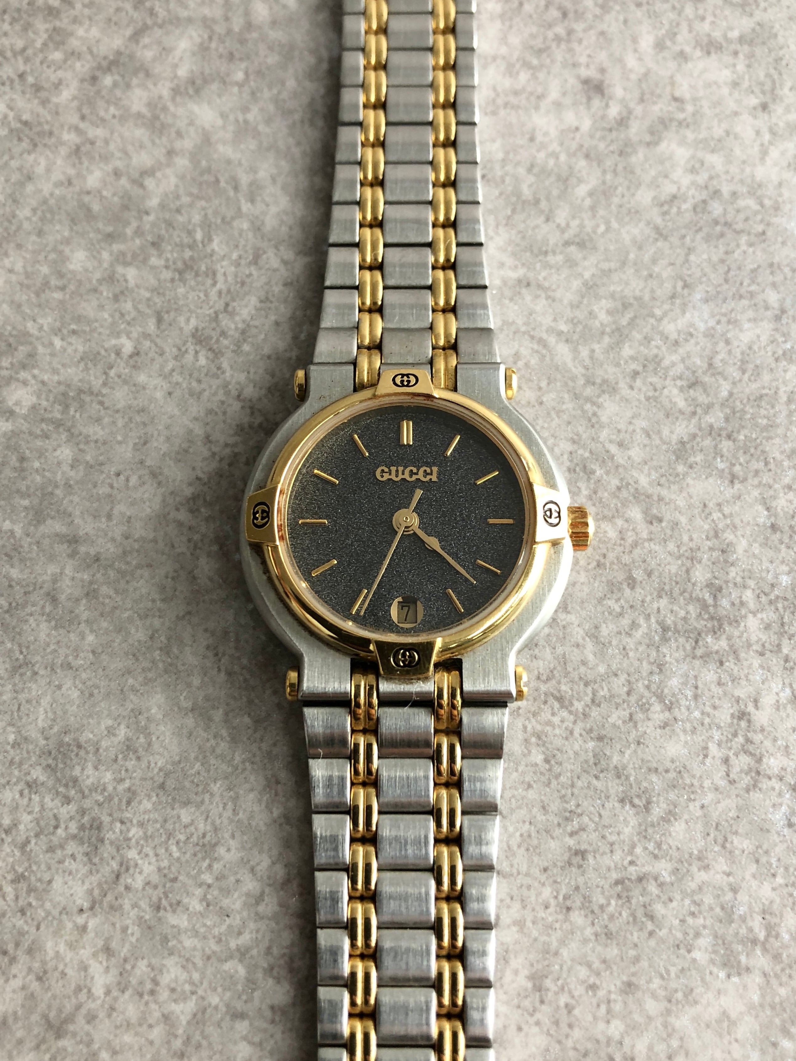 GUCCI グッチ 腕時計 シルバー×ゴールド G ステンレススチール 9000L