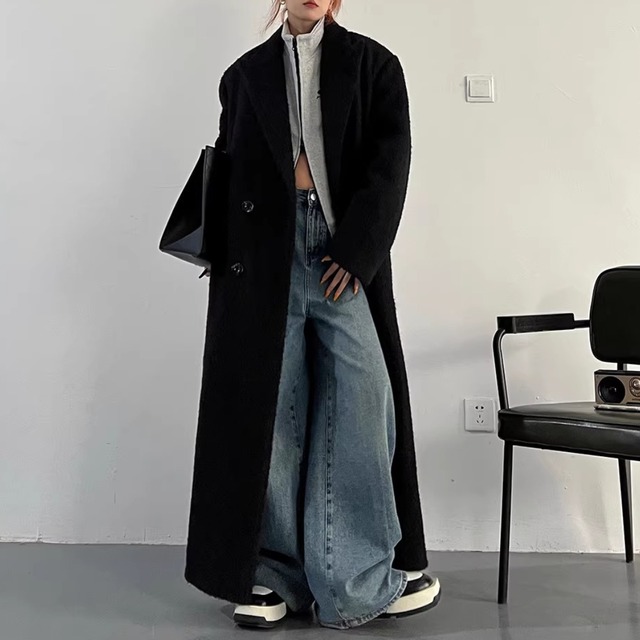 British Style Thickened Black Oversized Extra-Long Faux Fur Coat (ME229)