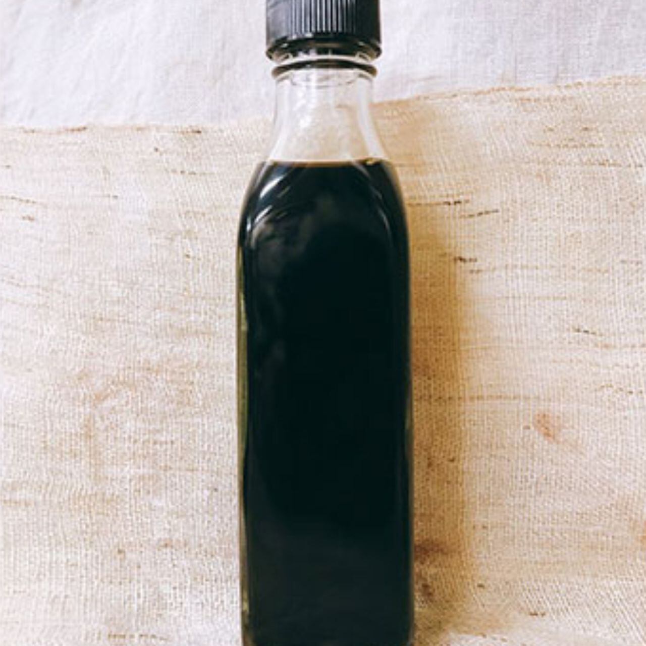 四代目醗酵職人/【2017年製造 生揚げ醗酵魚醤】~2017年に仕込みました。天日塩とイワシによる海の醗酵/210g