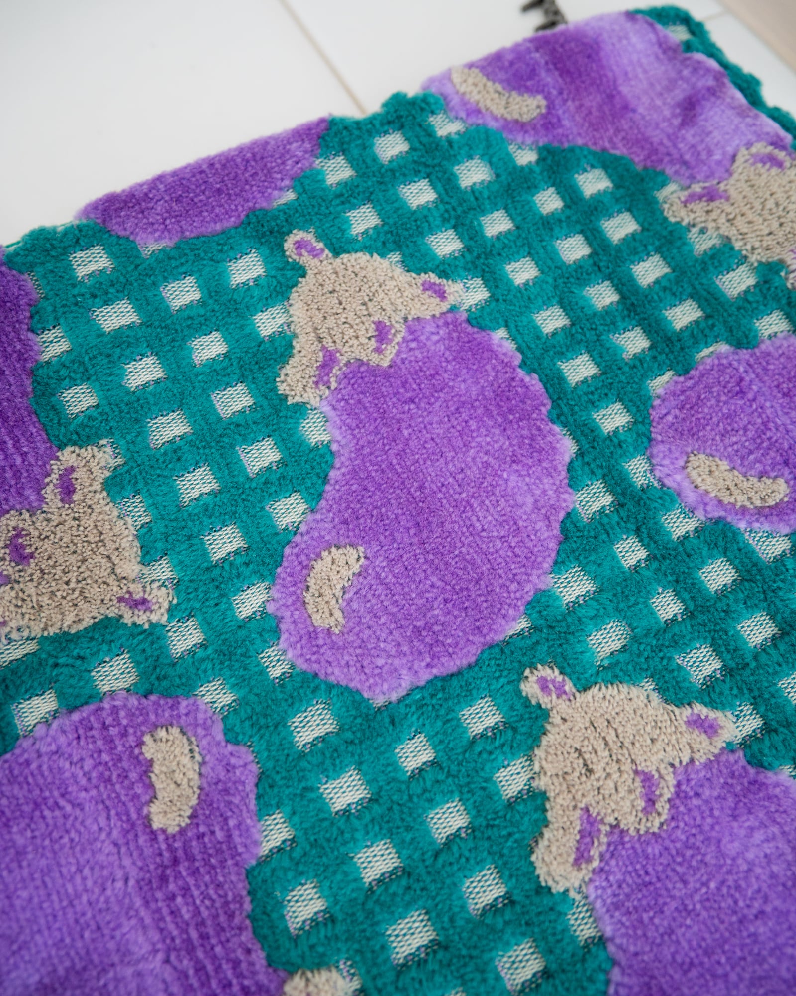 茄子のジャカードポーチ