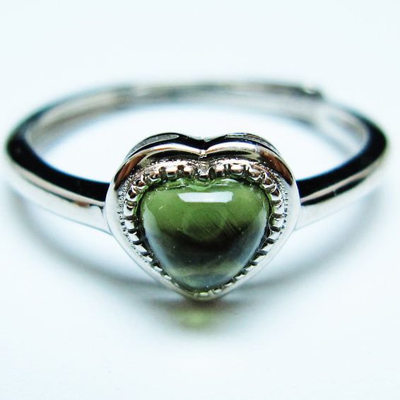 モルダバイト リング 指輪 ハート 12号 フリーサイズ 一点物 メール便可 [M便 1/20] 199-435
