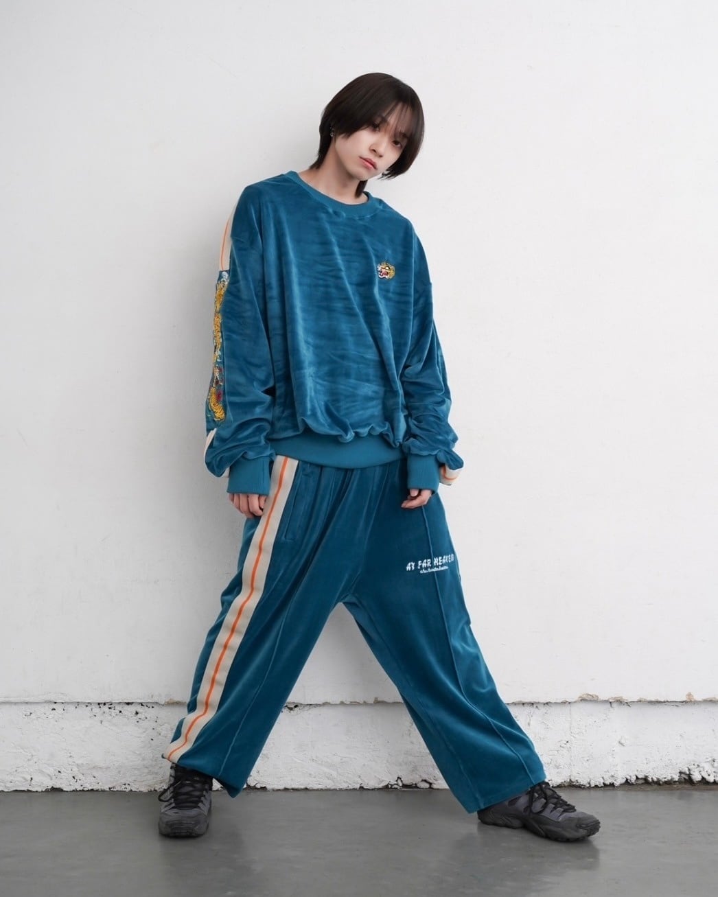 Tiger track sweat/green | チュウカタベタイ