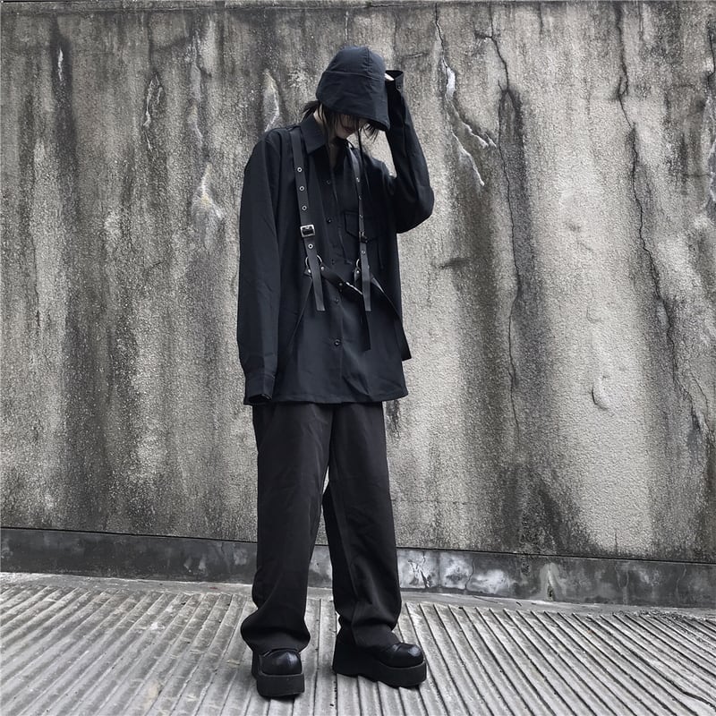 黒シャツ ショルダーストラップ 暗黒系 闇かわいい ゴシック ユニ