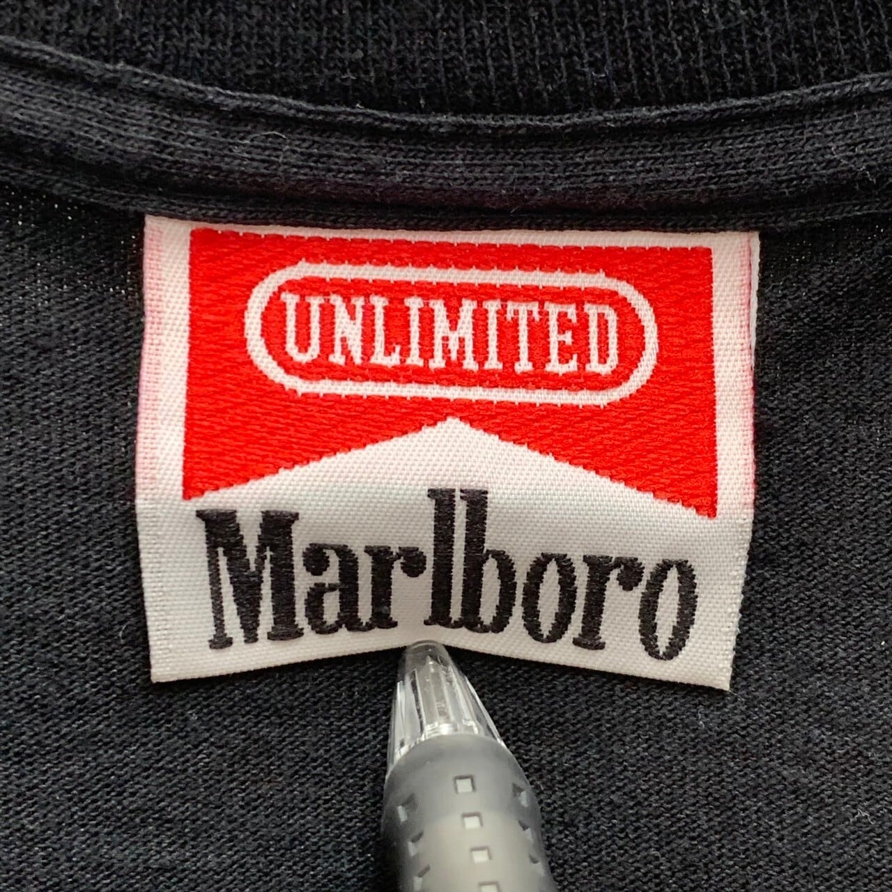 90s USA製 Marlboro マルボロ Tシャツ 半袖 リザード トカゲ 90s USA製 Marlboro マルボロ Tシャツ 半袖 リザード トカゲ