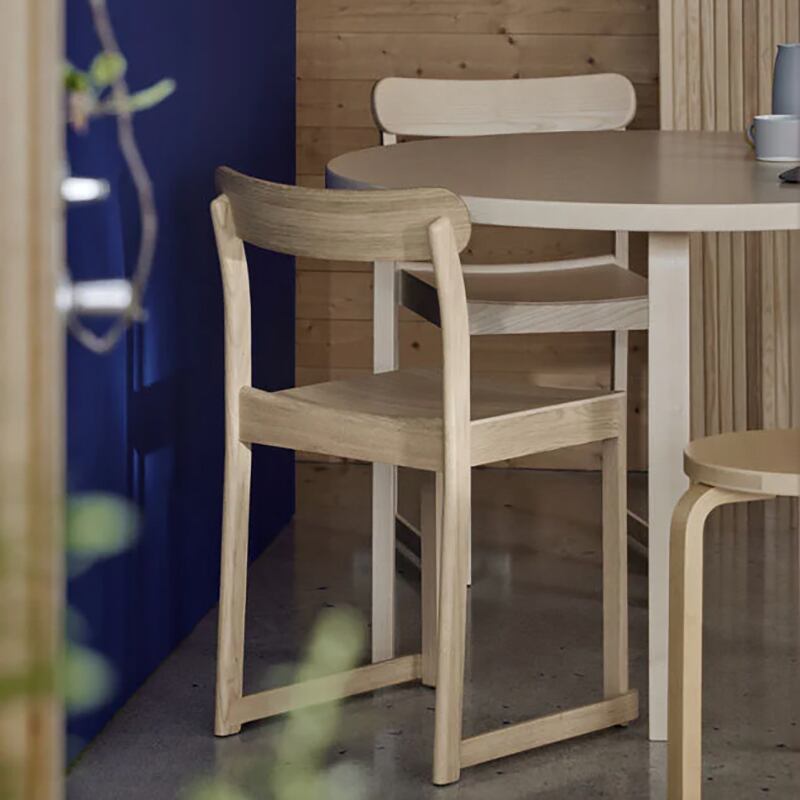 アトリエ チェア オーク ナチュラルラッカー［ アルテック ］ | REAL