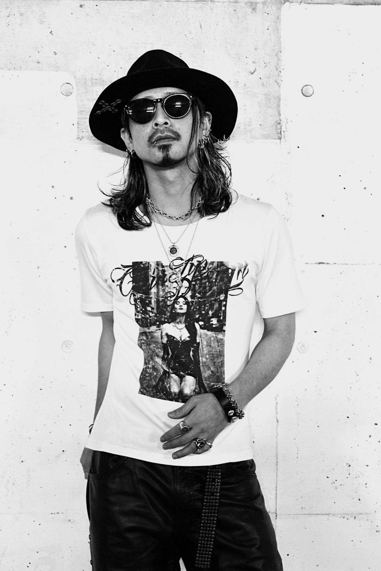 Done Graphic Slim Fit Tee