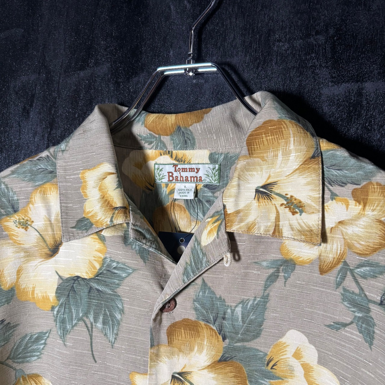 90's Tommy Bahama 100%SILK S/S aloha shirt  トミーバハマ　シルク　アロハシャツ　花柄