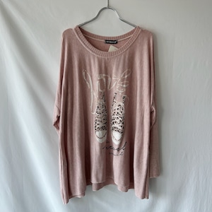 ビジュスニーカーデザイン ゆったりシルエットニットトップス