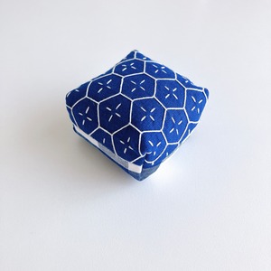 刺し子のピンクッション(ブルー)