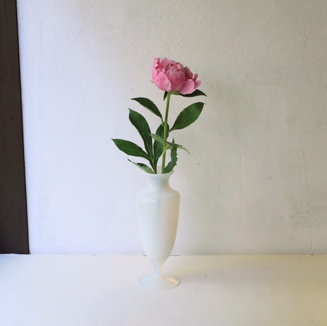 オパリンガラスの花瓶 | SUISUI