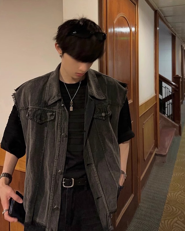 Smoky gray retro denim vest 0006