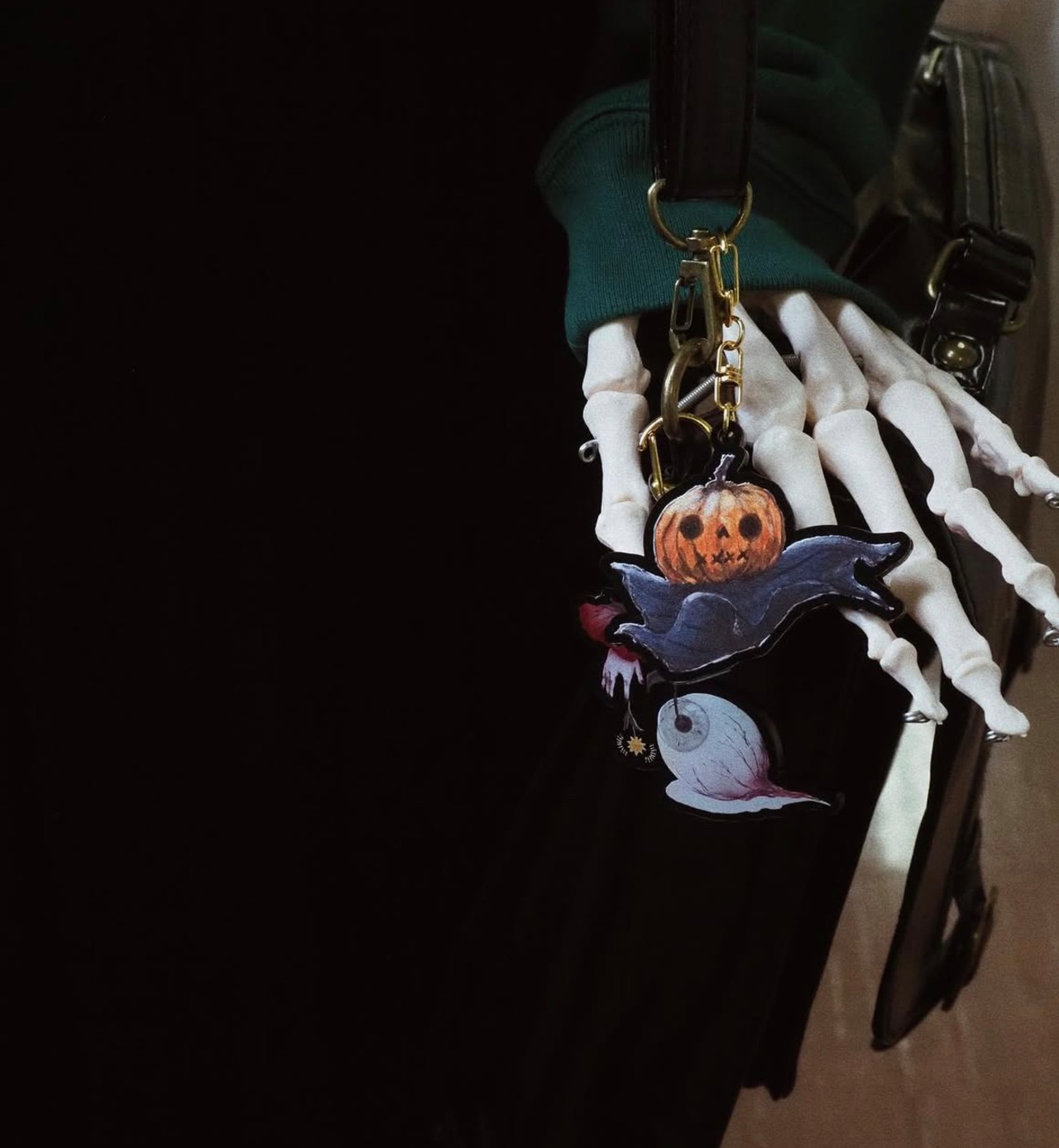 花喰夜病ｶｸﾞﾔﾋﾞｮｳ罹患者の眼球　アクリルキーホルダー