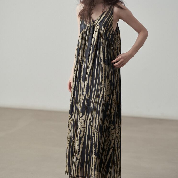 Tie-dye striped suspender dress S375