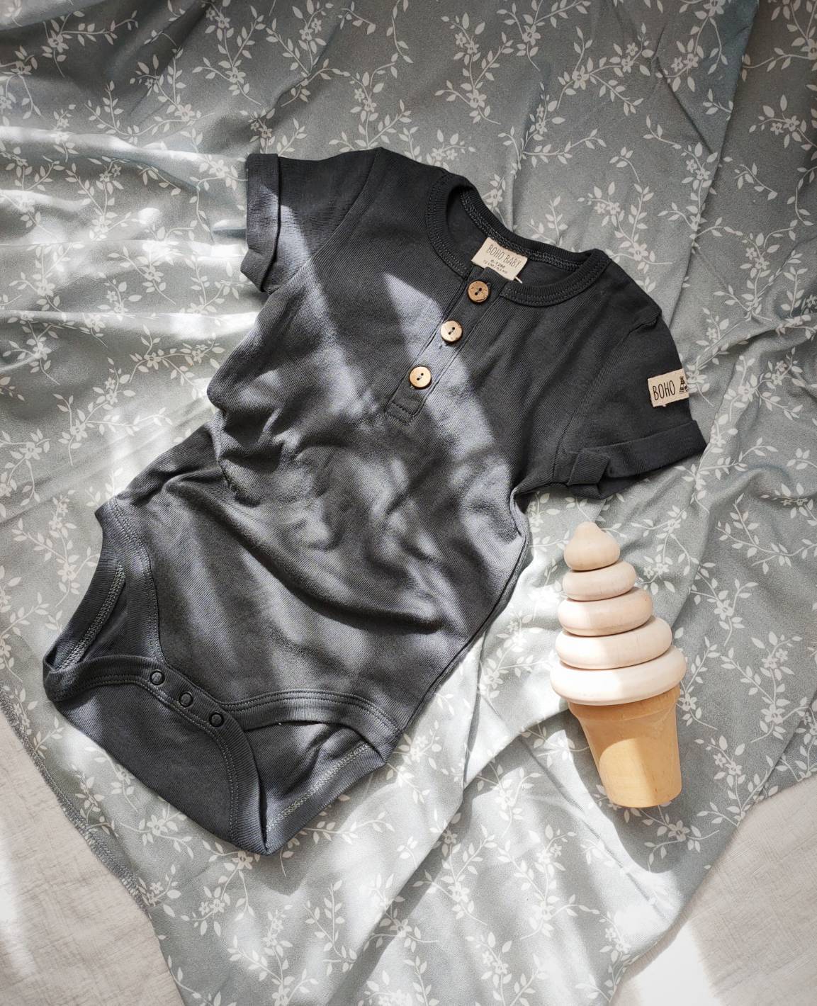 Boho baby/Rex bodysuit 6-12M/シンプルロンパース♡