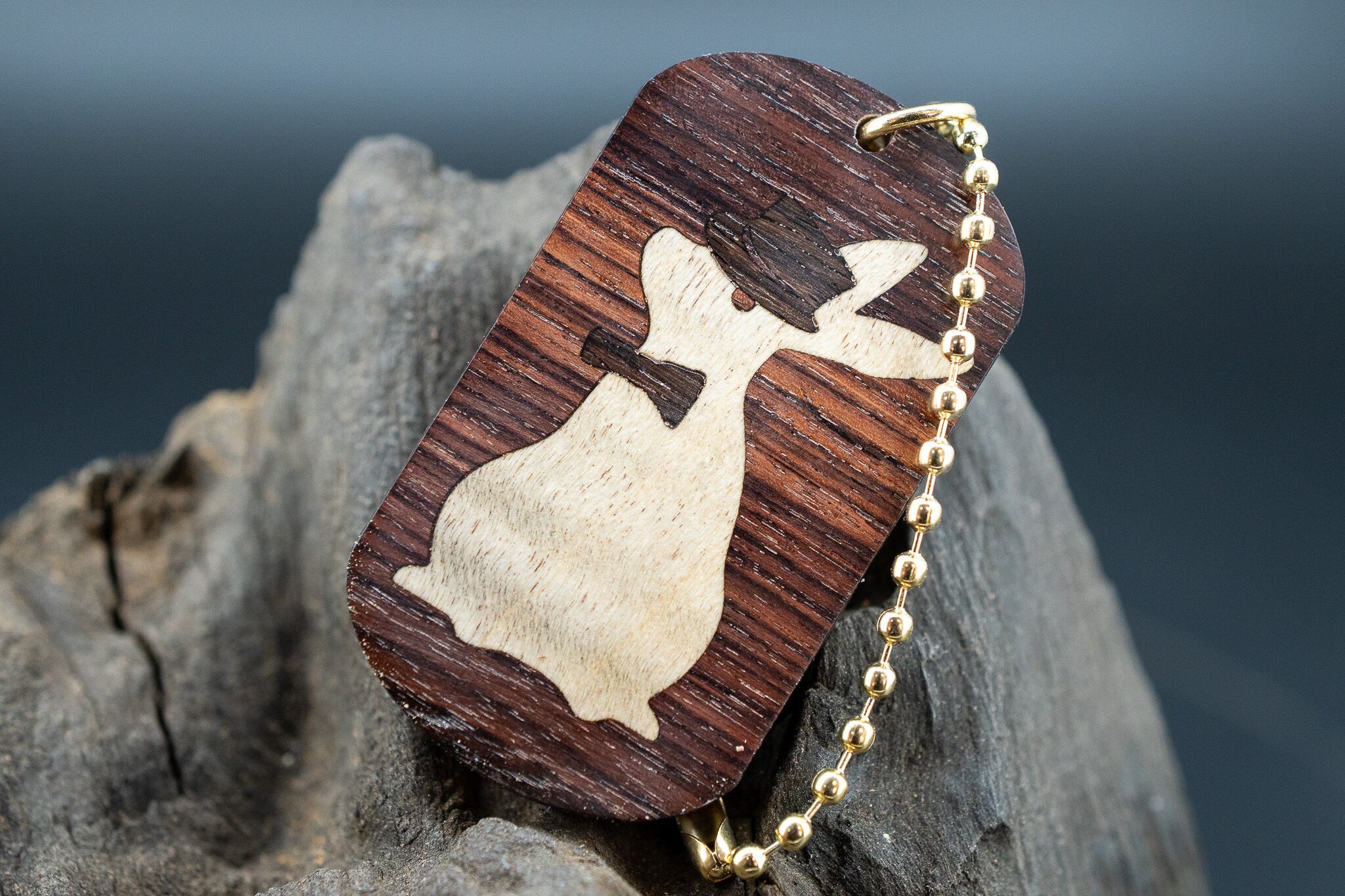 【王室御用達 】キングウッド ドッグタグ 象嵌 三月ウサギ