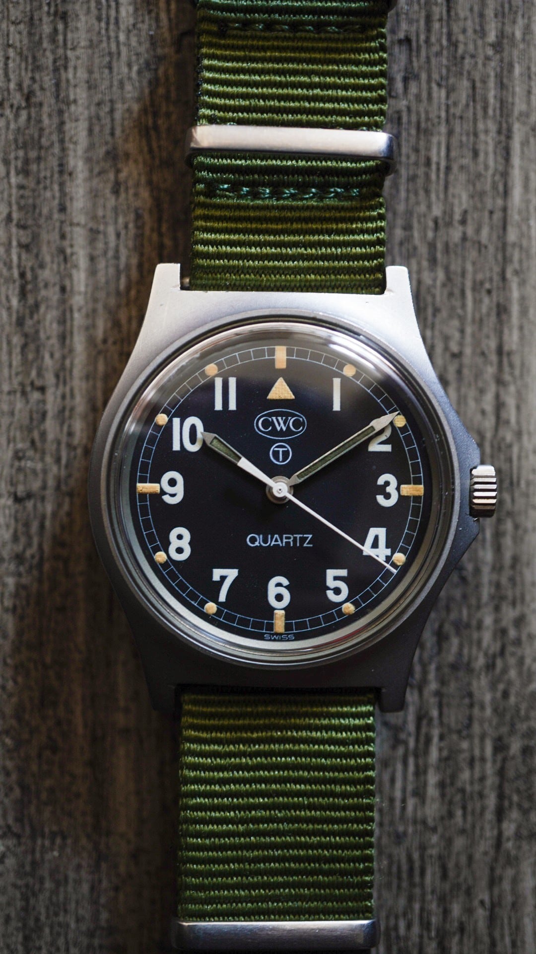 1990】CWC イギリス海軍 G10《ロイヤルネイビー 実物 軍用時計