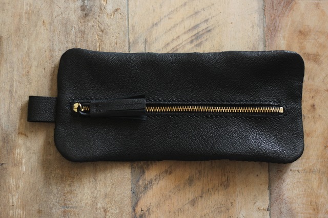 NAGA  pouch/ goat leather