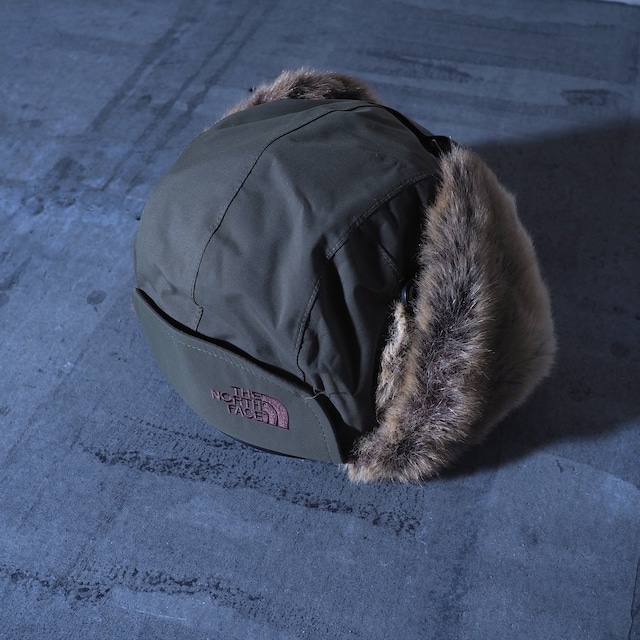 THE NORTH FACE DRYVENT FLAP CAP