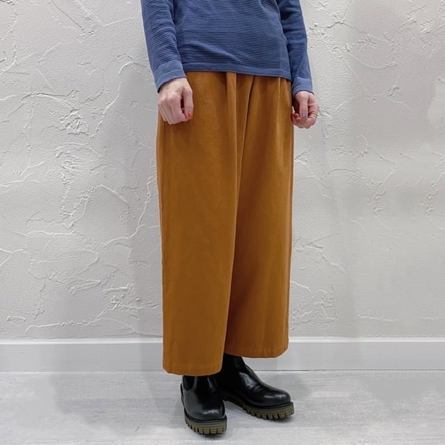 新品】nume コットンパンツ 新品】nume コットンパンツ