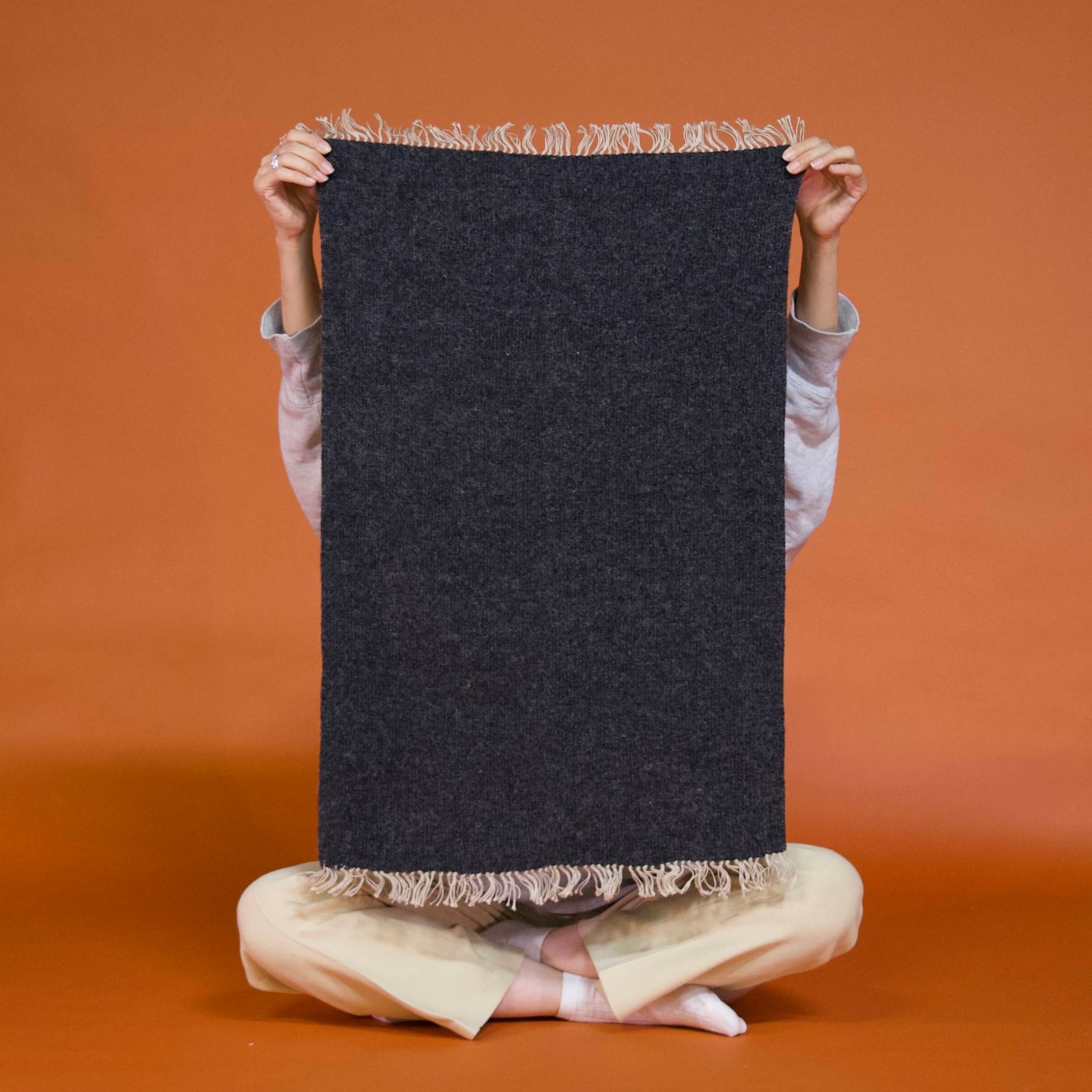 手織りラグ 50×75cm RUG ( RECYCLE WOOL×RAMIE ) [ 5色 ] ミディアム