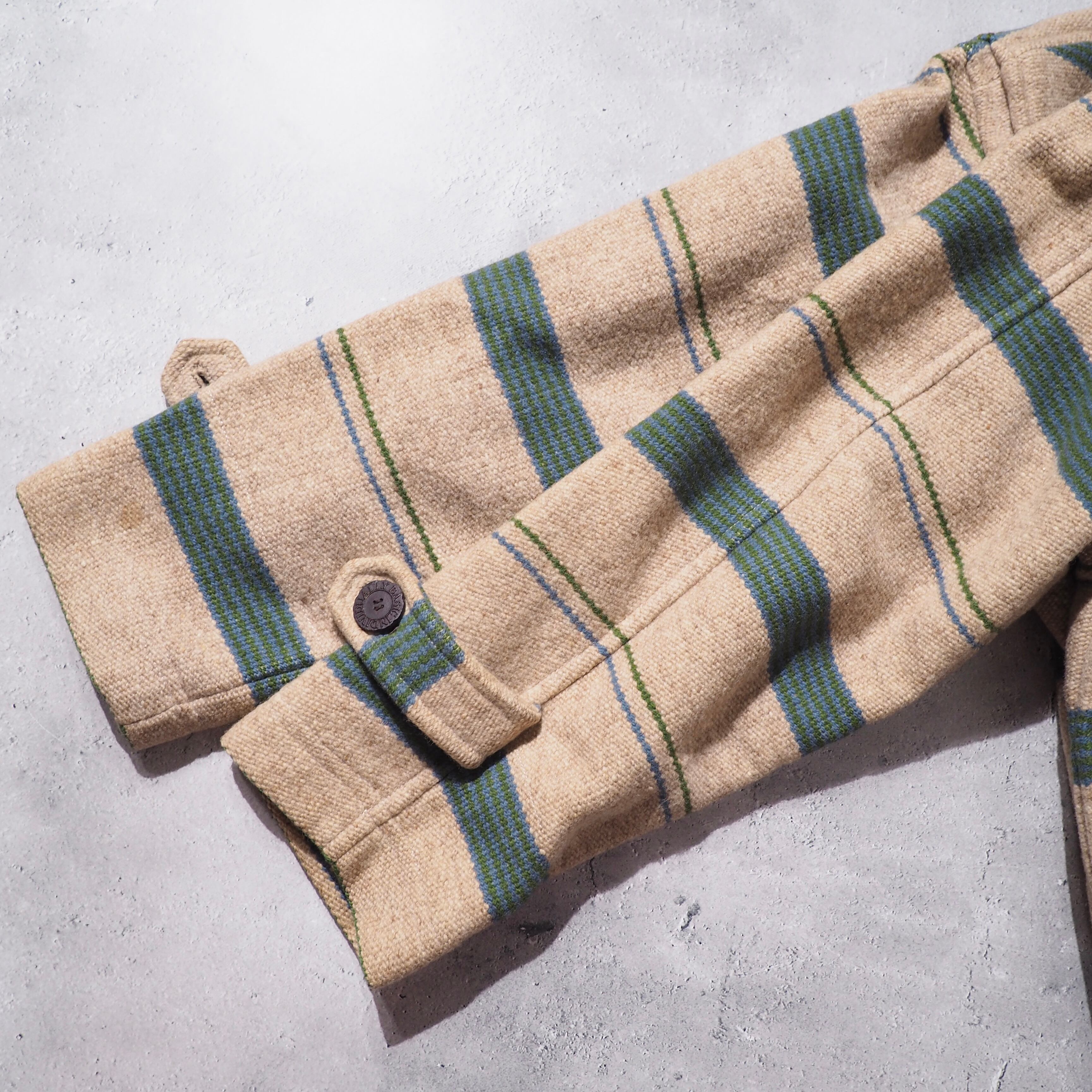 ” ixi:z ” green × light blue boarder line design vintage wool duffle coat