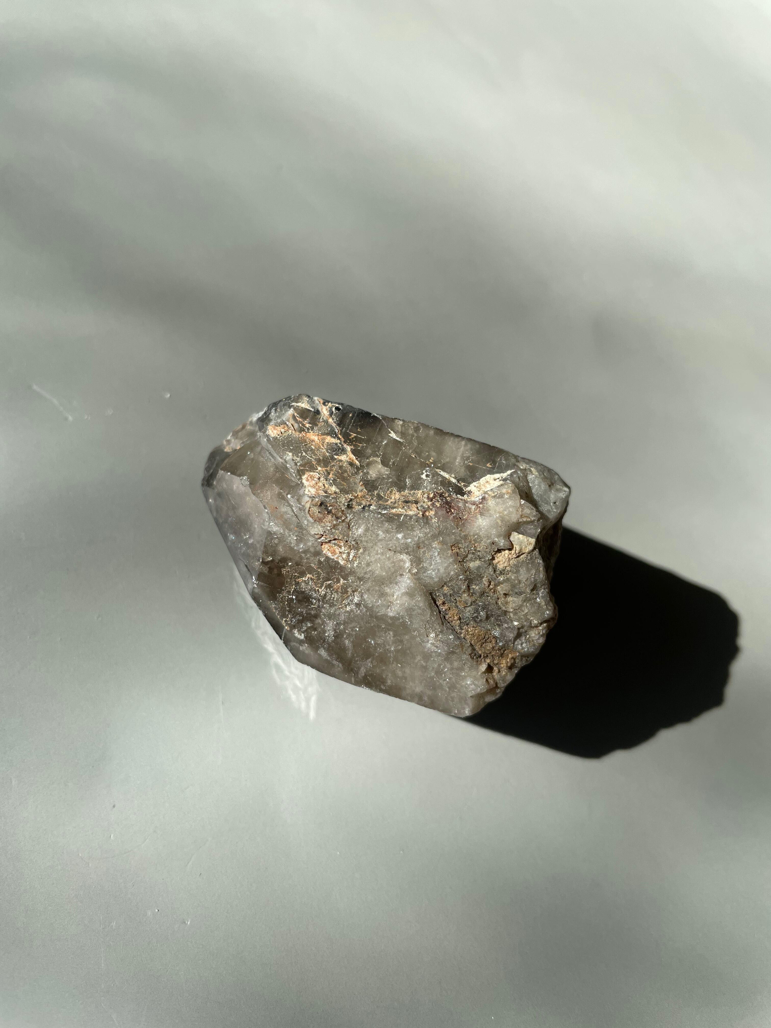 パキスタン　ギルギット　スカルドゥ産　スモーキークォーツ