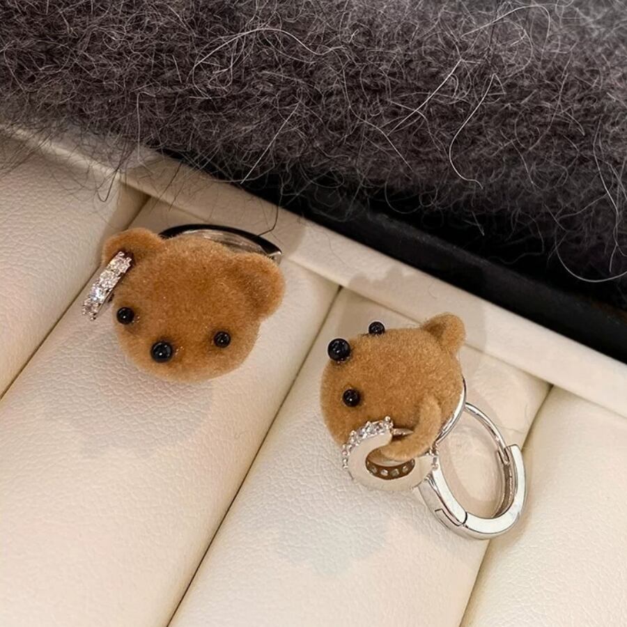 ベアヘッドピアス