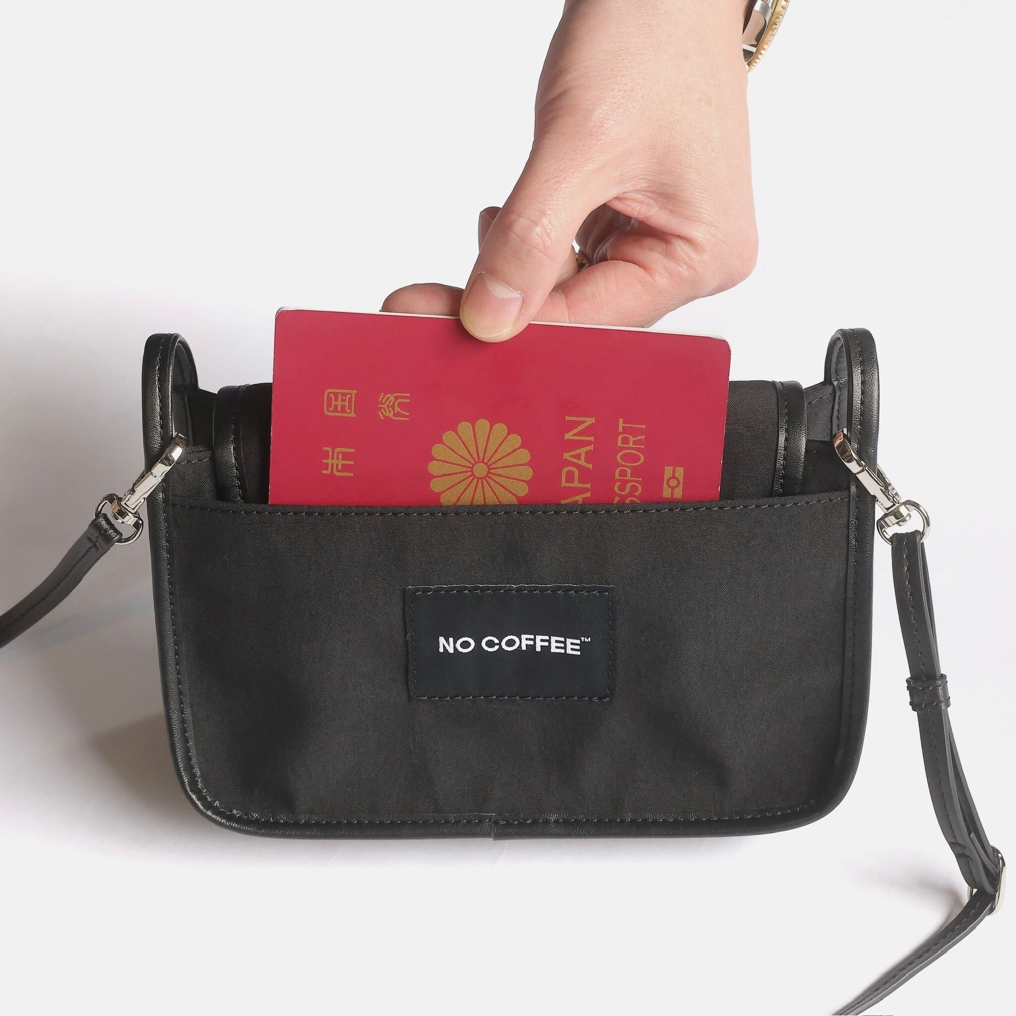 NO COFFEE MEDIUM SHOULDER BAG | NO COFFEE