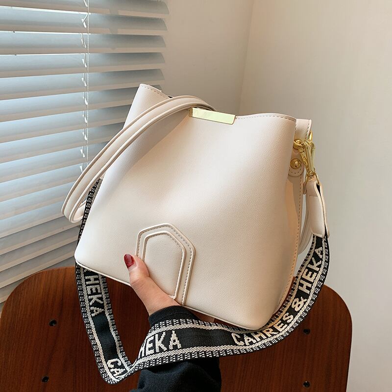 サマー 夏物 メッセンジャーバッグ Tiancai_Wing_Bag11719592879