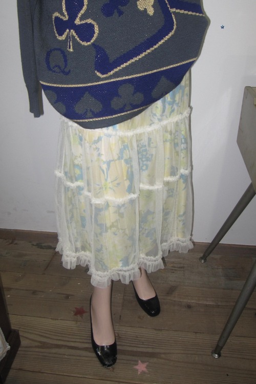 DoReMi Unique Series – sheer flower skirt