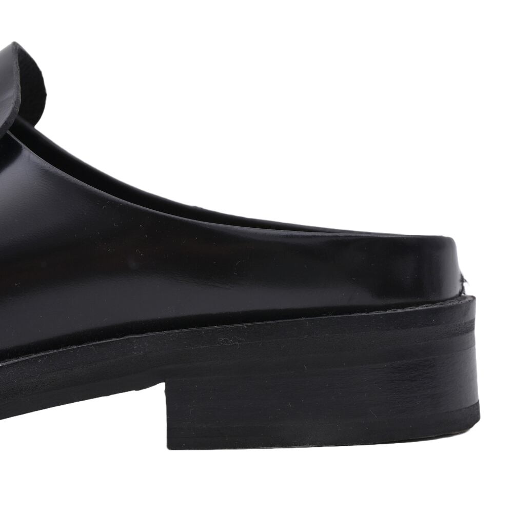MARTINE ROSE】SQUARE TOE MULE | AYIN