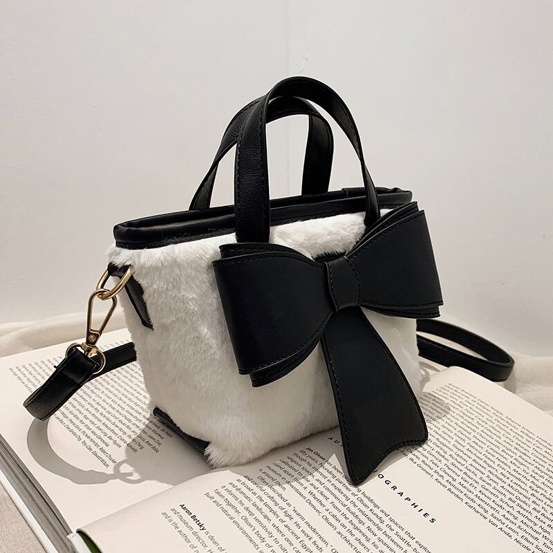 ウィンターレッドリボンシングル 冬物 メッセンジャーバッグ Tiancai_Wing_Bag48530118709