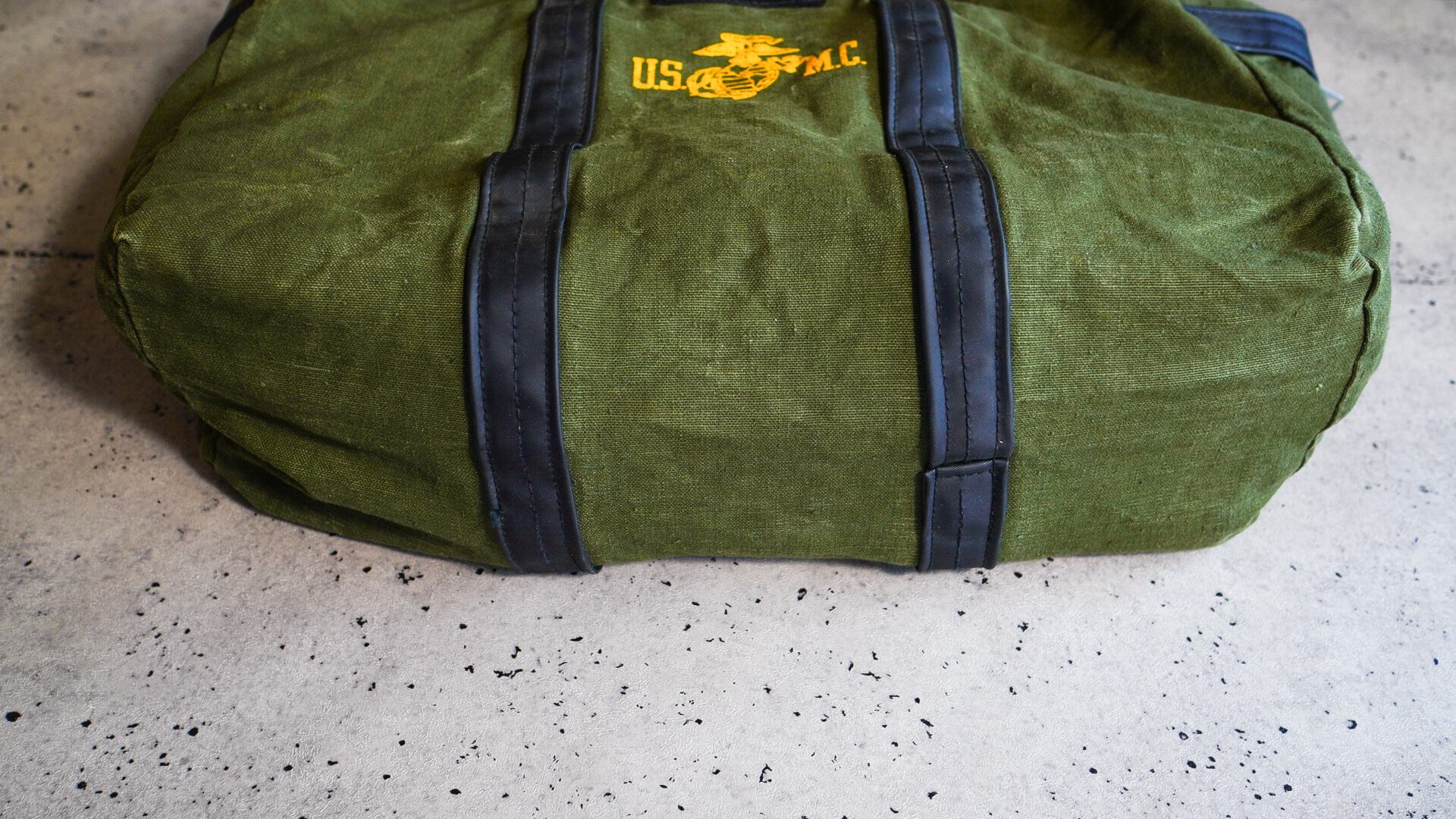 1960s】 U.S.M.C. キャンバス ダッフル バッグ《アルミジッパー