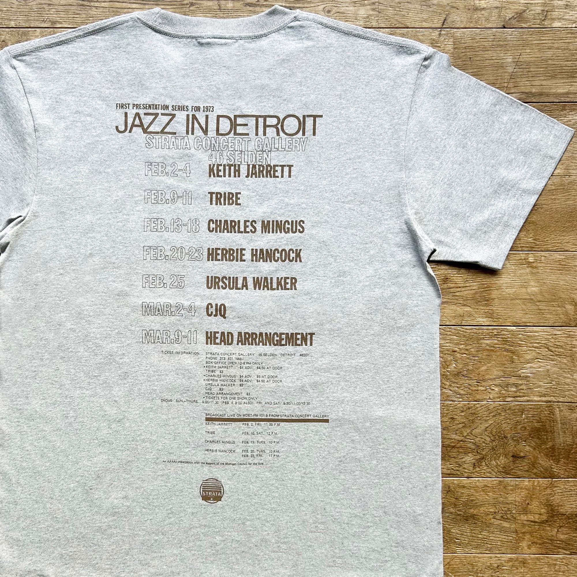 Strata Records // Jazzy Sport "Detroit" Tシャツ(グレー)