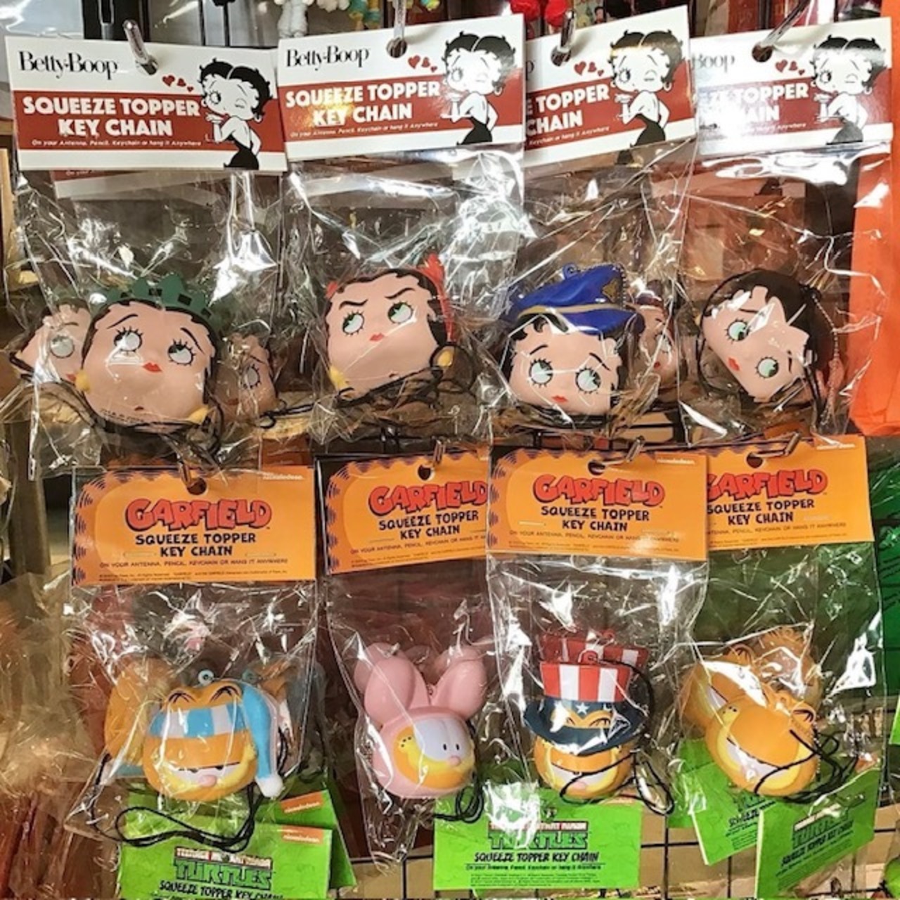 【GARFIELD】スクイーズトッパーキーチェーン