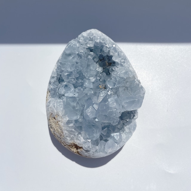 セレスタイト 卵型33◇ Celestite ◇天然石・鉱物・パワーストーン