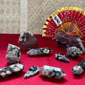 ブラックフラワーアゲート＊ダブルポイント10＊和を感じる天然石＊天然石インテリア＊置き物