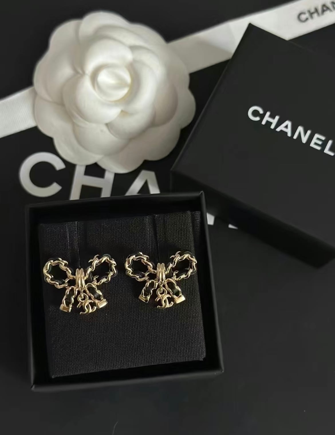 CHANEL☆リボンピアス | Pay ID CHANEL☆リボンピアス | Pay ID