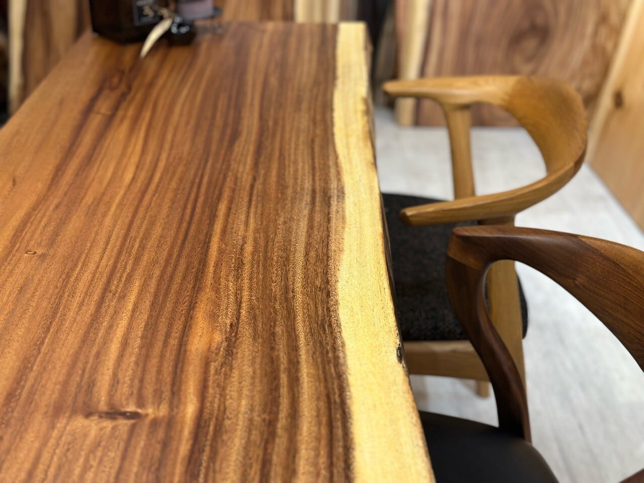 モンキーポッド_1500×500×50_横浜元町店_テーブル天板/一枚板 252532-1