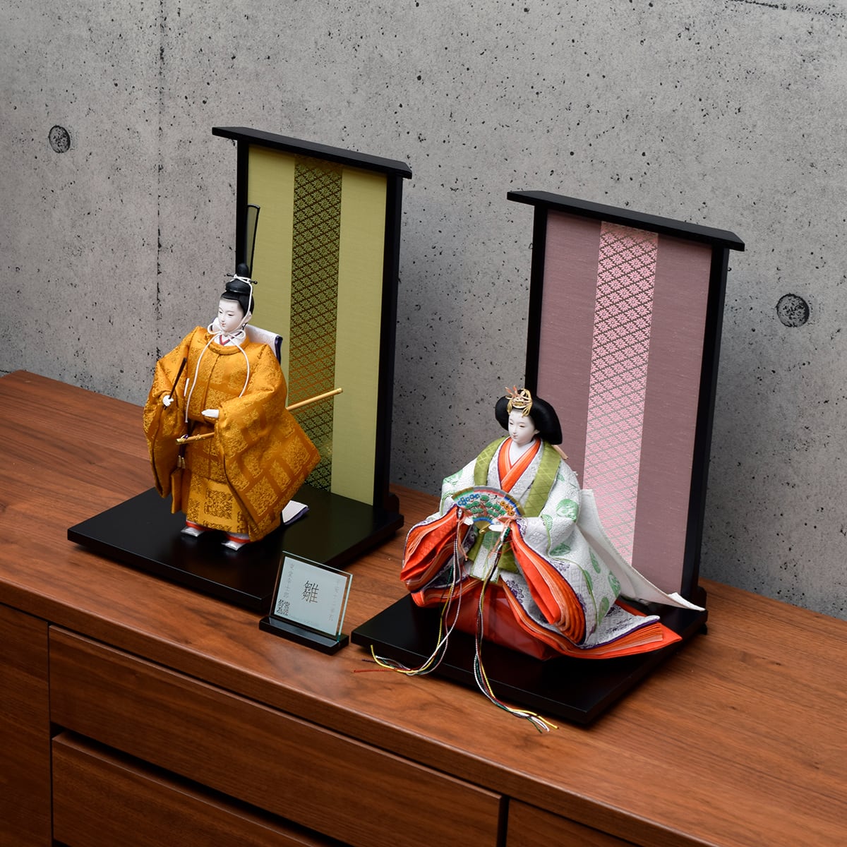 雛人形 親王飾り＜立雛＞令和｜おしゃれ｜モダン｜コンパクト｜今どき