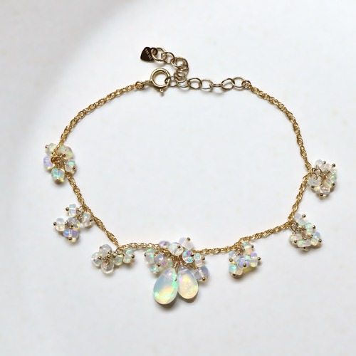 Sea ​​flower elegant bracelet