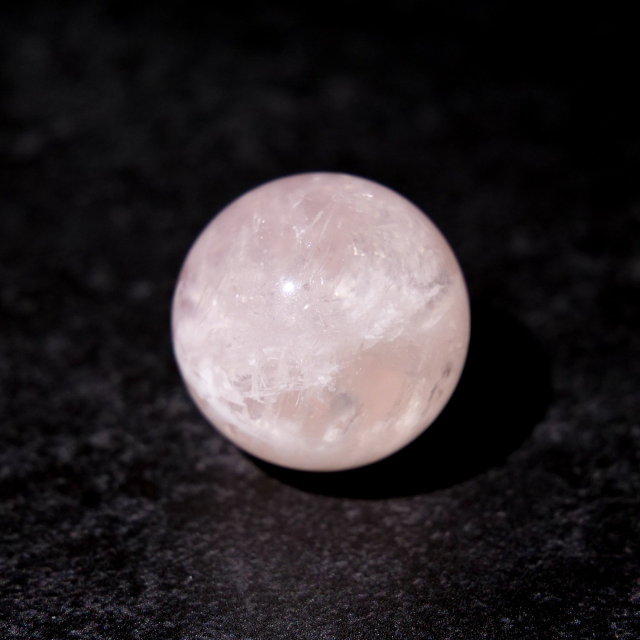 セリサイトインローズクォーツ / ミニ スフィア【φ2.2cm】