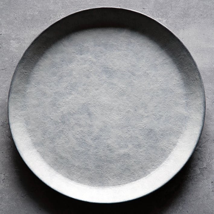 Omoプレート皿 23.5cm(薄白化粧)