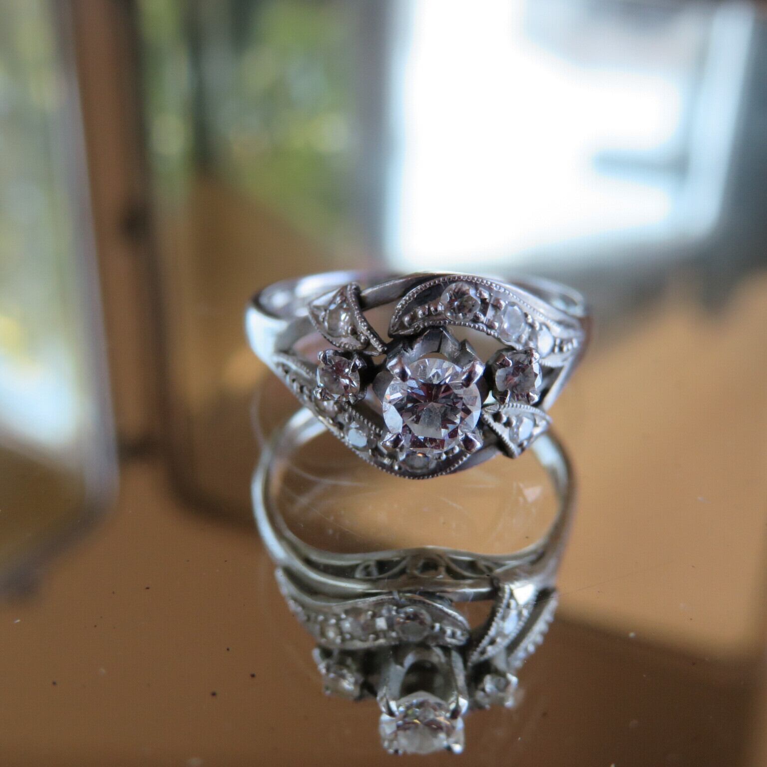 ヴィンテージ 上質ダイヤモンドのクラシカルリング