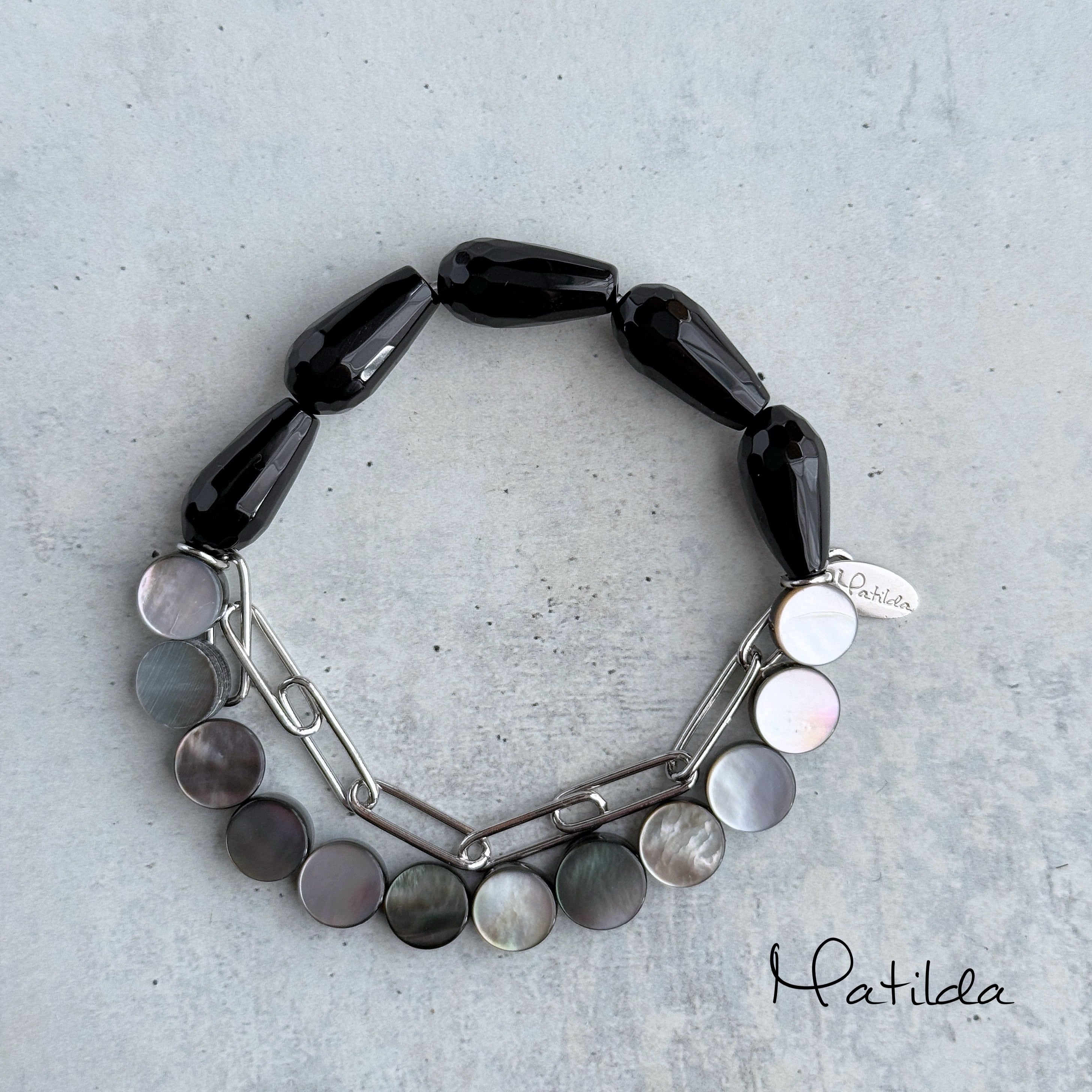 Chain & stone bracelet(オニキス×シェル)