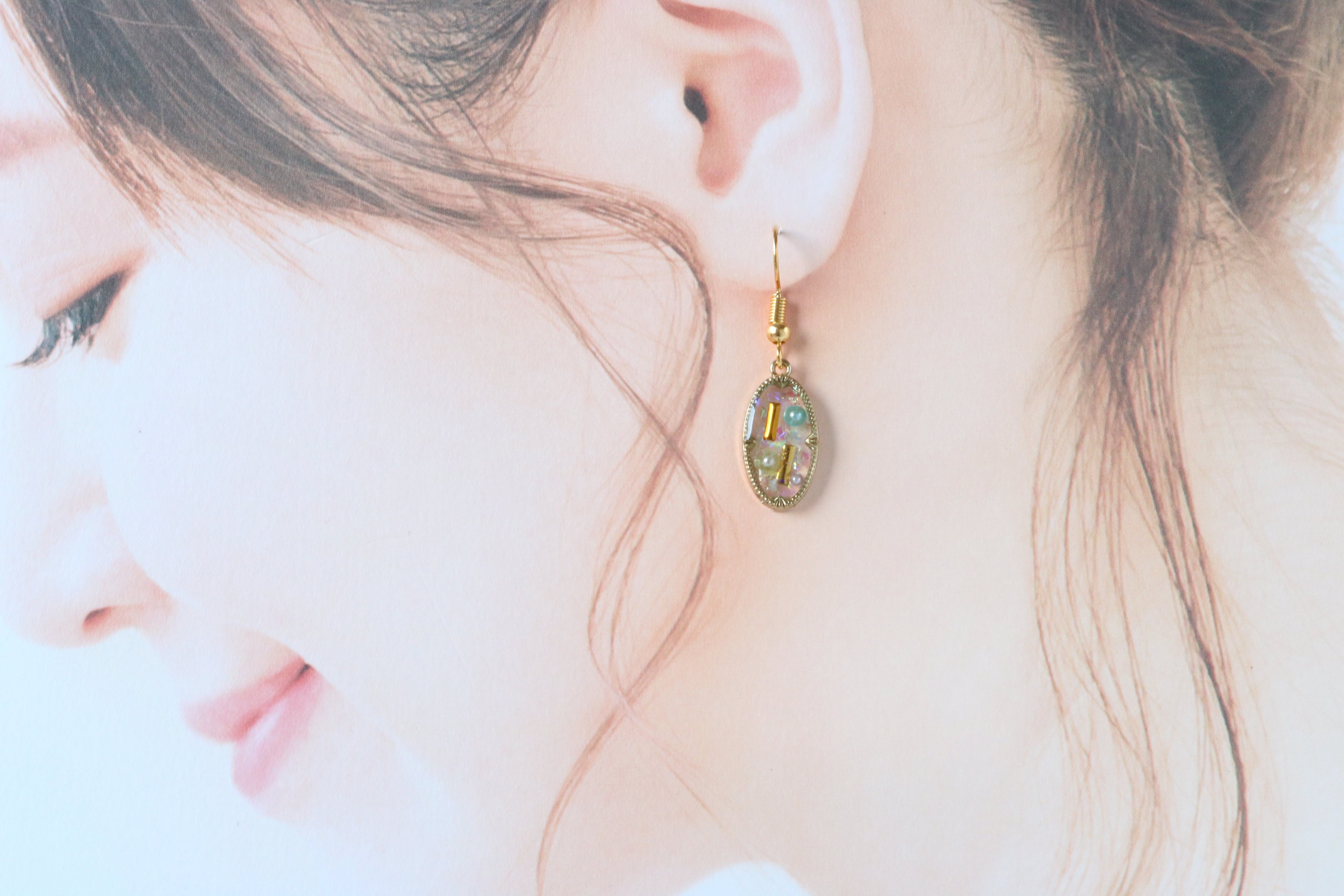 A-25 シンプルレジン フックピアス | Amulet