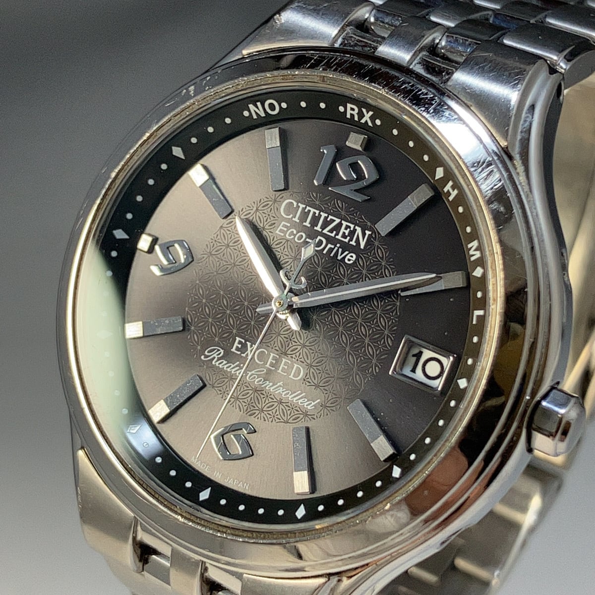 ☆定価11万円☆美麗 シチズン CITIZEN 37mm エクシード デイト 電波 ...