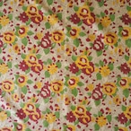 ブロックプリント生地【50cm単位】インド綿 花柄 クリーム色×赤×黄色×黄緑 #39981-RD1