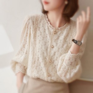 トップス レディース 送料無料 ブラウス シャツ レース ボックスシルエット 総レース パールボタン 起毛 フラワープリント サイズ豊富 S M L XL 薄手 プリント 黒 ブラック かわいい 大人女子 きれいめ 大人 上品 お洒落 おしゃれ クール こなれ感 ルーズ ゆったり ゆる 着回し 普段使い コーデ ファッション 体型カバー 楽ちん デート お出かけ 休日 10代 20代 30代 学生 春 夏 韓国 オルチャン