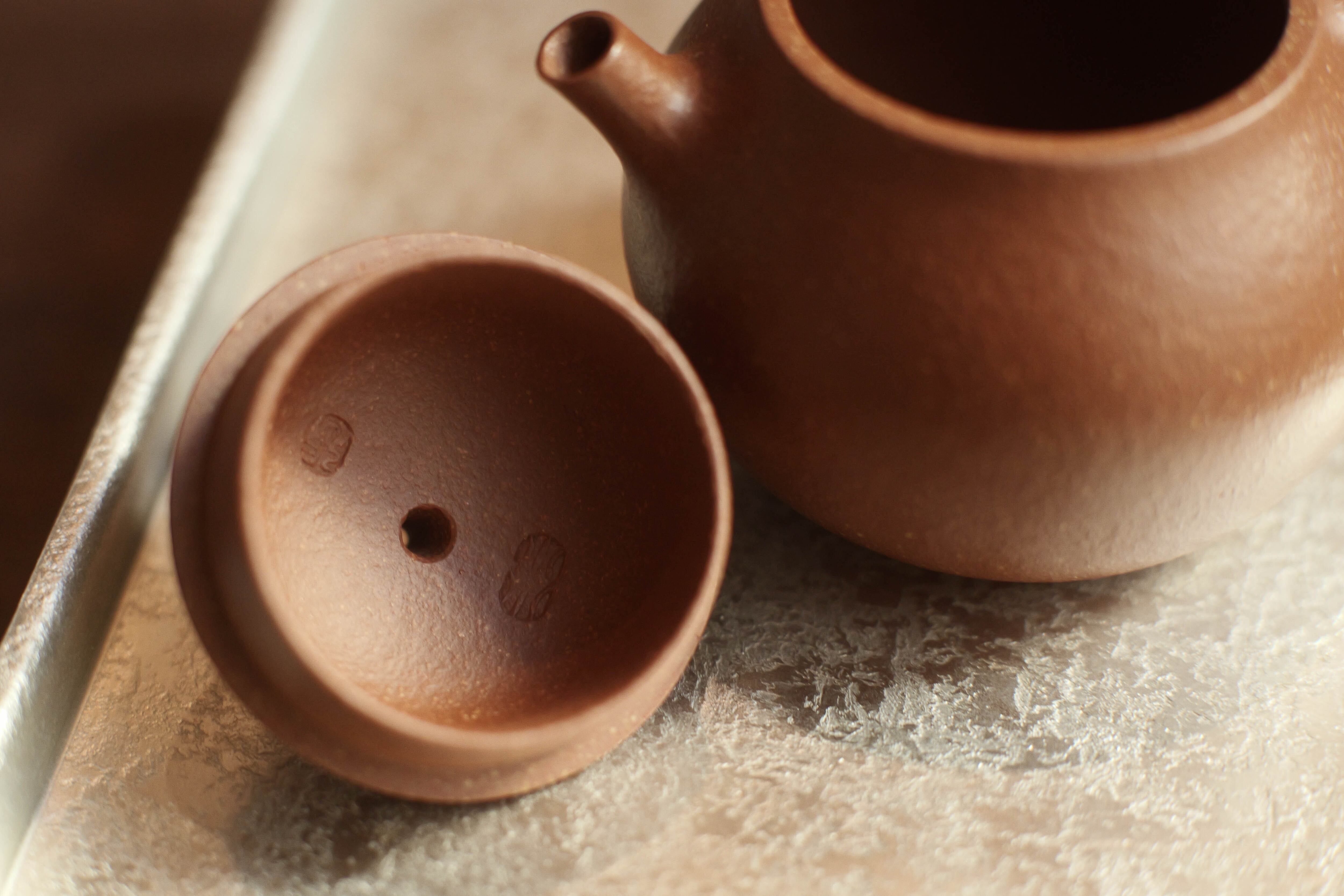 宜興紫砂壺「迷你文旦」（80cc）・宝山黄降坡泥 | 北白川糕糰店